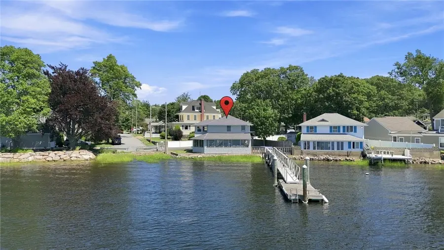 32 King Philip Avenue, Barrington, RI 02806 - #2