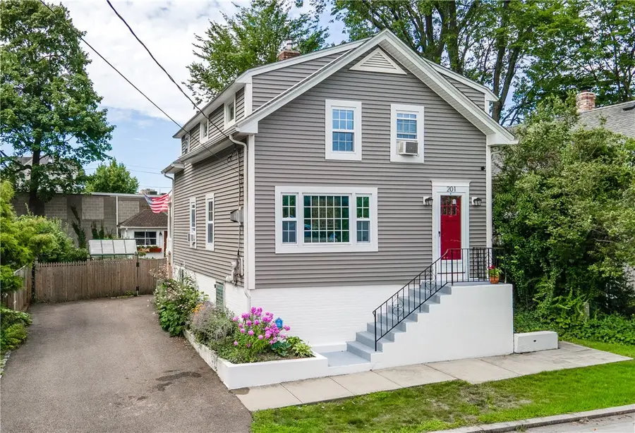 201 5th Street, Providence, RI 02906 - #2