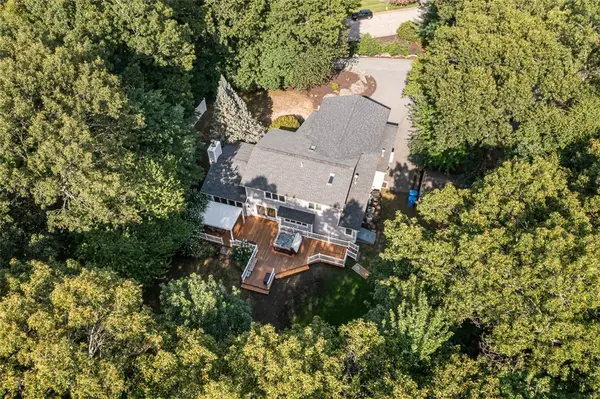 9 Eagle Nest Drive, Lincoln, RI 02865