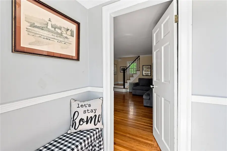 17 Ledge Road, East Greenwich, RI 02818 - #3