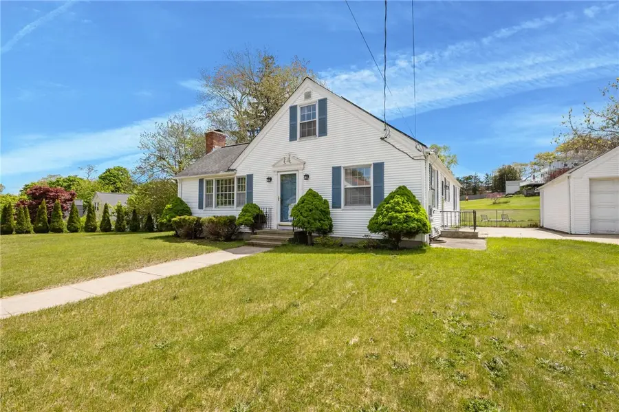 74 Youngs Avenue, West Warwick, RI 02893 - #2
