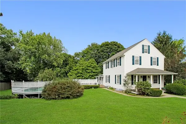 392 Bradford Road, Westerly, RI 02808