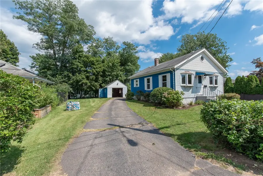 10 Elmhurst Street, Warwick, RI 02889 - #2