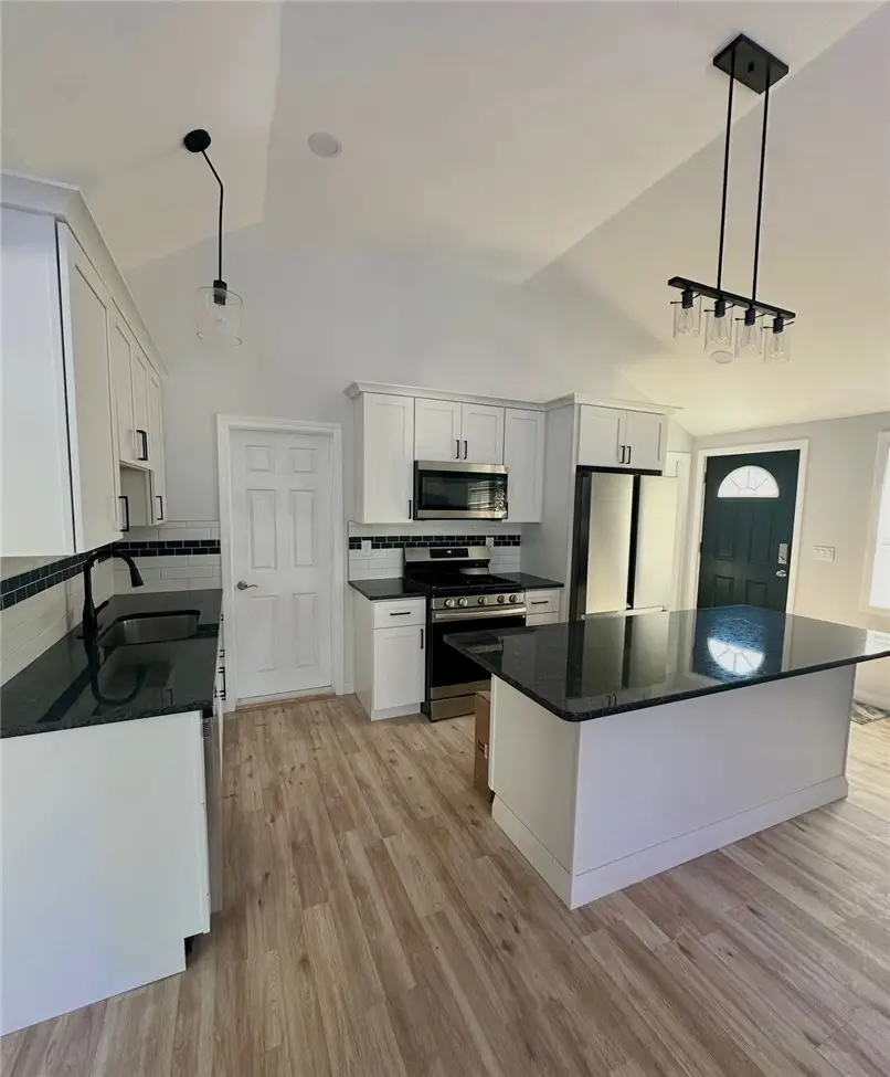 45 Allard Street, Cranston, RI 02920 - #3