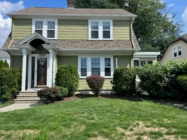 680 Pontiac Avenue, Cranston, RI 02910 - #1
