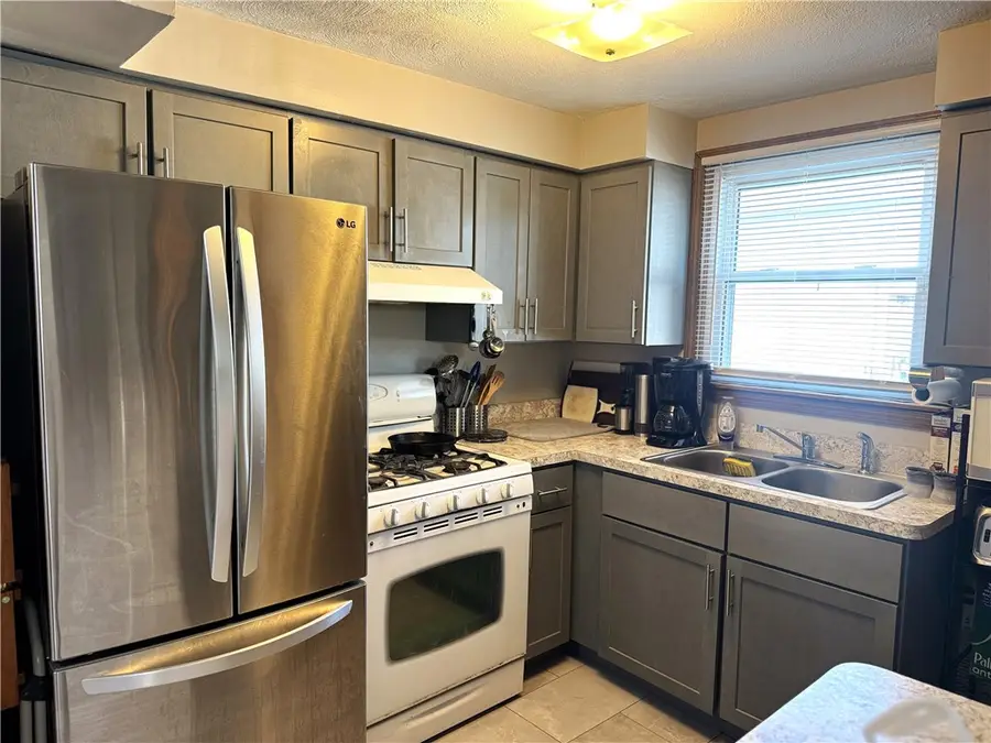 89 Manomet Street, Providence, RI 02908 - #2
