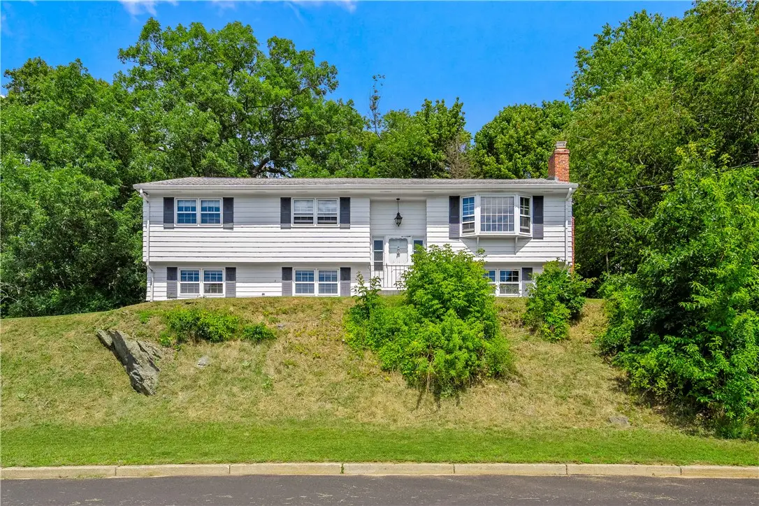 5 Allan Drive, Lincoln, RI 02865 - #1