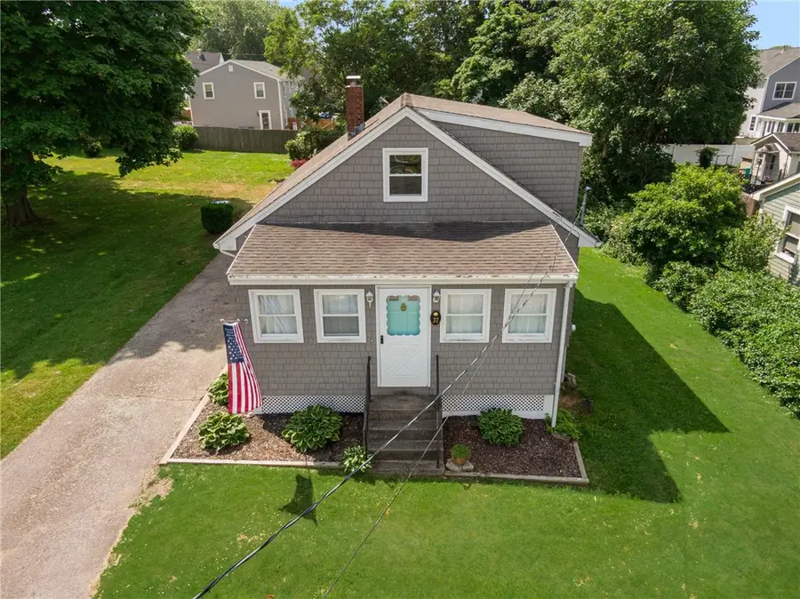 37 Reservoir Road, Middletown, RI 02842 - #2