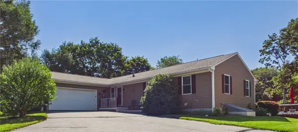 615 Taunton Avenue, Seekonk, MA 02771