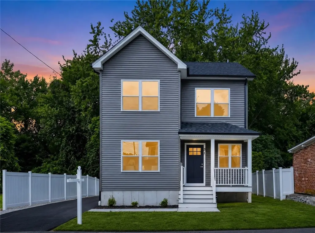 31 Tucker Street, Warwick, RI 02886 - #1