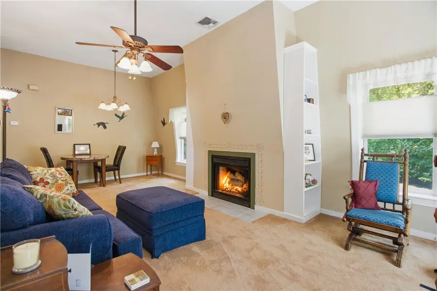 27 Higgins Street #201, Smithfield, RI 02917 - #3