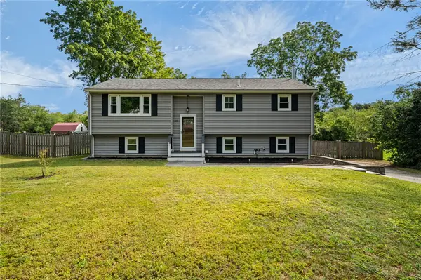 85 Blackroad Road, Coventry, RI 02816