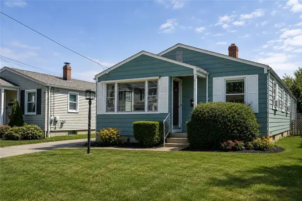 21 Ashley Street, Cranston, RI 02920
