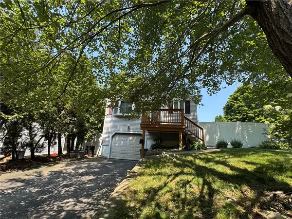 3 Minoru Street, Smithfield, RI 02917