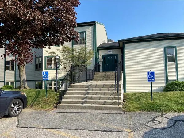 3524 West Shore Road #807, Warwick, RI 02886