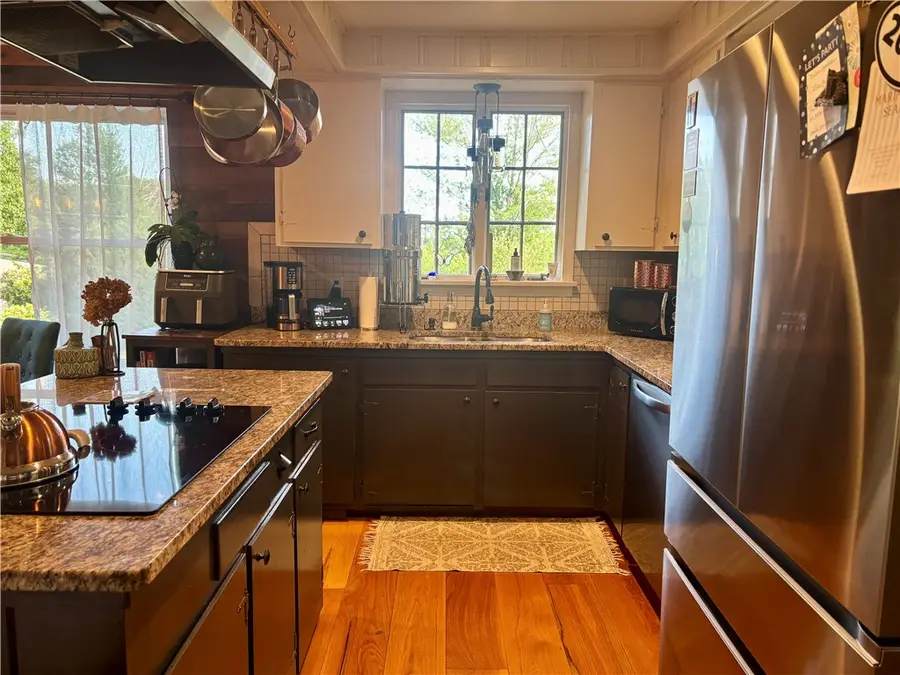 31 Hamilton Hill, Glocester, RI 02814 - #3