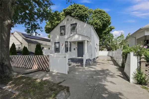 19 Carr Street, Providence, RI 02905