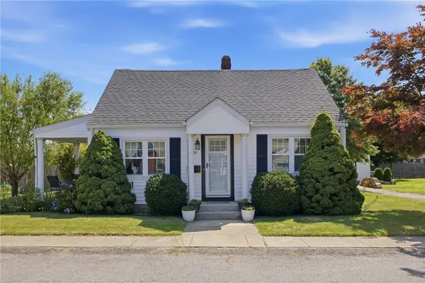 26 Crandall Court, Warwick, RI 02889