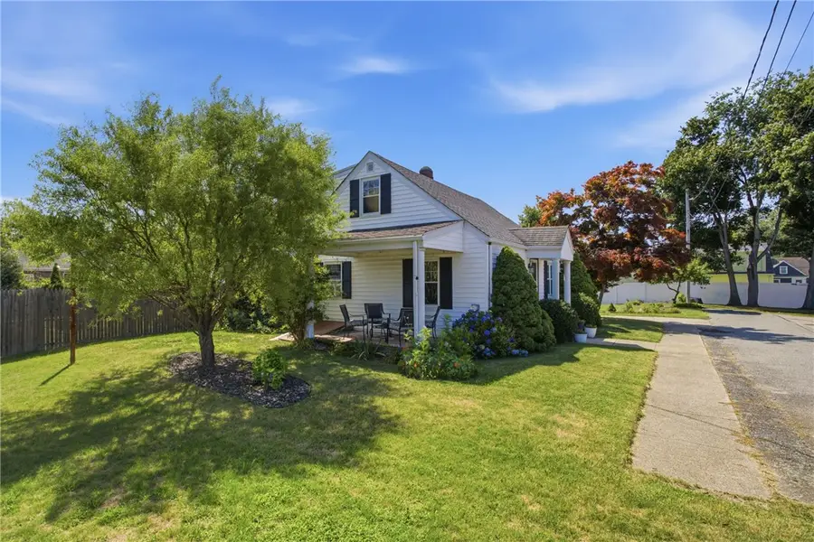 26 Crandall Court, Warwick, RI 02889 - #3