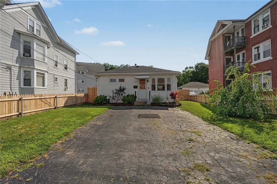 348 Park Place, Woonsocket, RI 02895 - #3