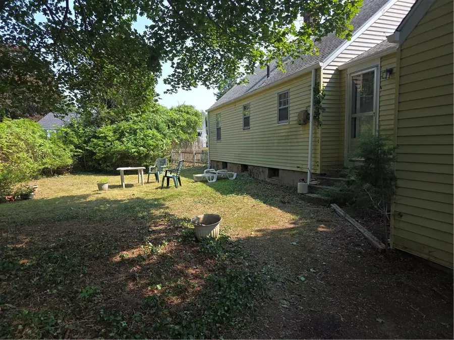 41 Sylvan Drive, East Greenwich, RI 02818 - #2