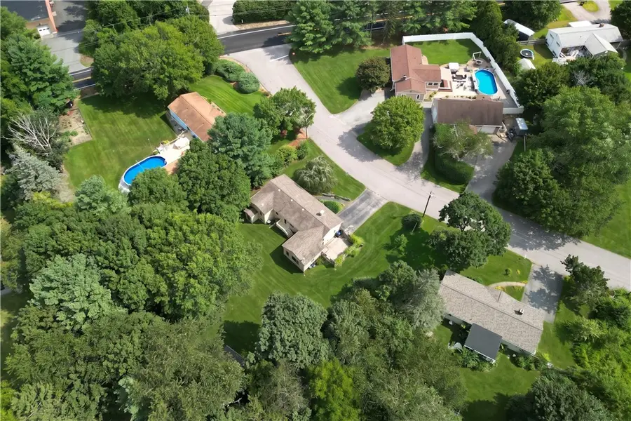 17 Crest Drive, North Kingstown, RI 02852 - #3