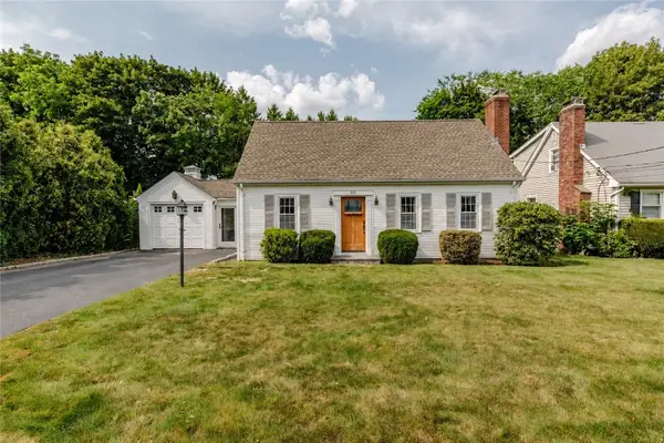 63 Abbey Avenue, Warwick, RI 02888