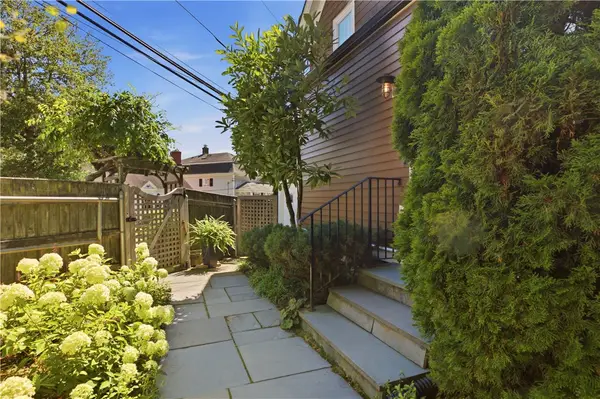 83 Malbone Road, Newport, RI 02840