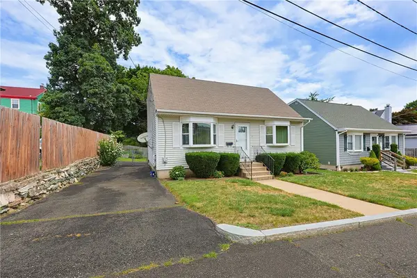 11 Lynde Street, Providence, RI 02908