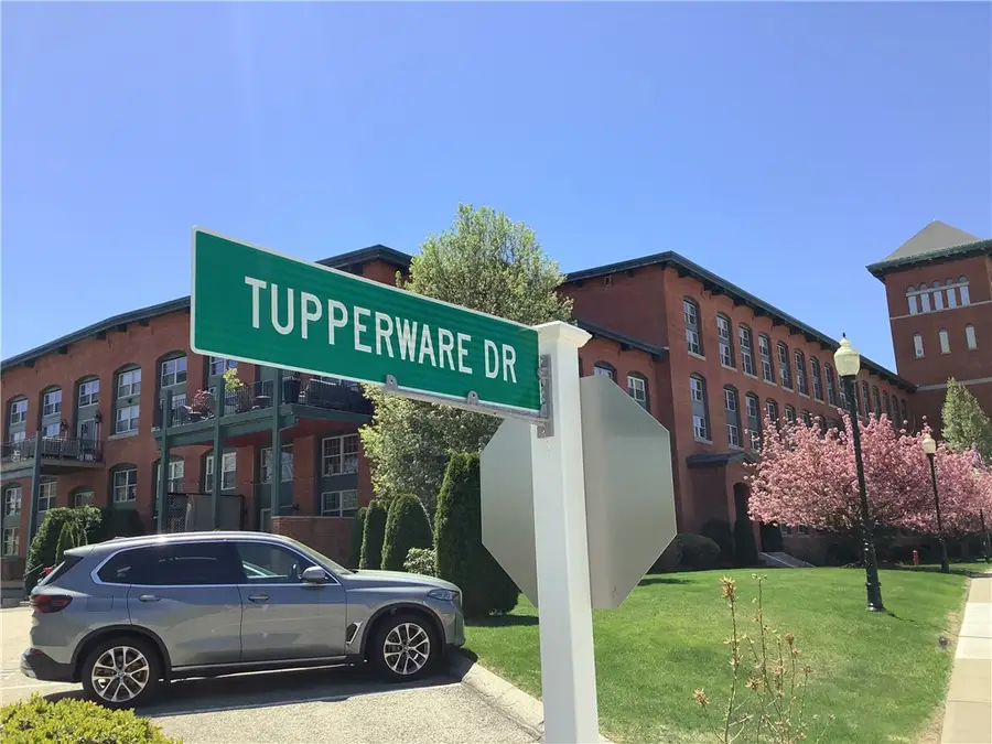 1 Tupperware Drive #221, North Smithfield, RI 02896 - #2