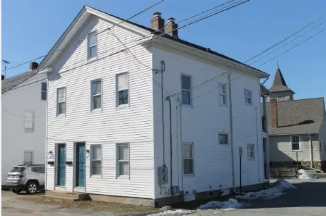 27 Centre Street, West Warwick, RI 02893