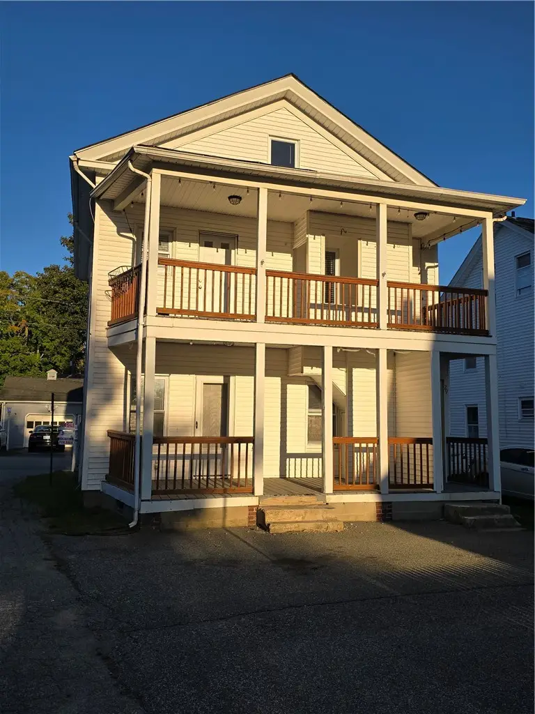 27 Centre Street, West Warwick, RI 02893 - #2