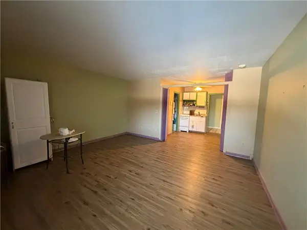 347 Main Road #103, Tiverton, RI 02878