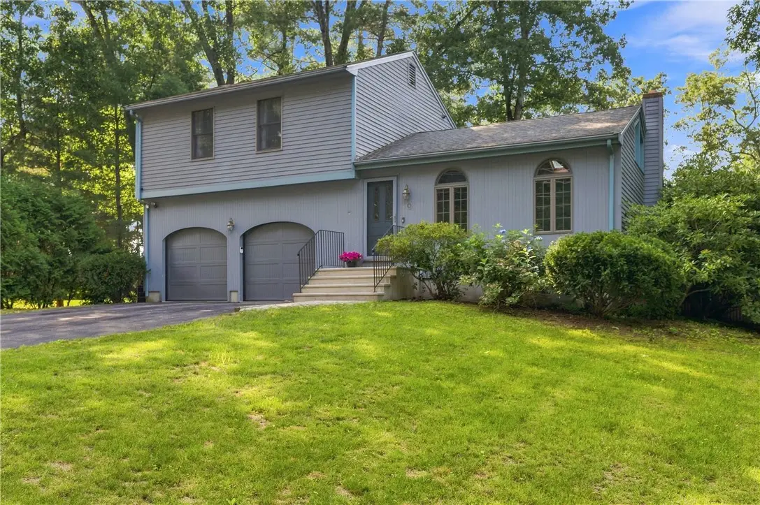 8 Sky View Road, North Smithfield, RI 02896 - #1