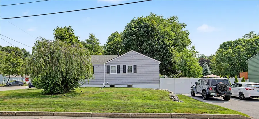 16 Edison Street, Warwick, RI 02889 - #3