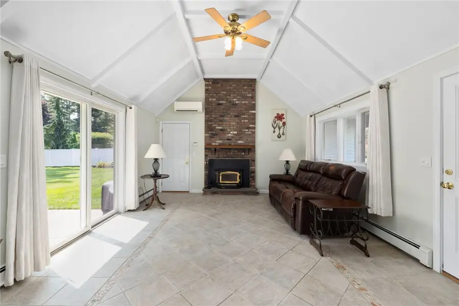 68 Wisteria Drive, Coventry, RI 02816 - #3