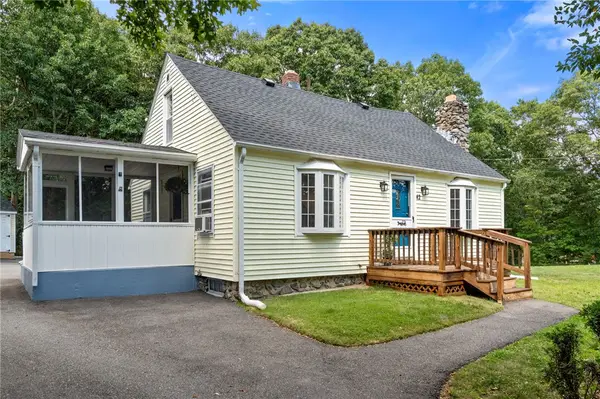 42 Pine Swamp Road, Cumberland, RI 02864