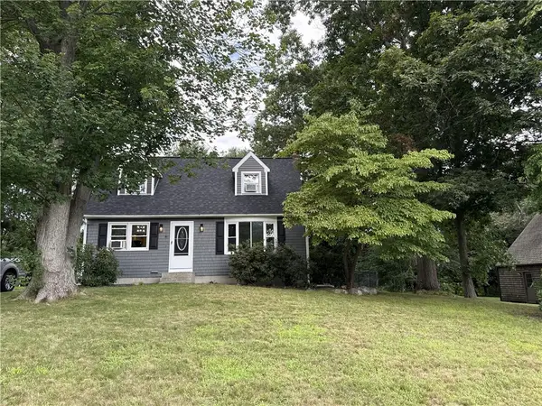 15 Baneberry Drive, Cranston, RI 02921