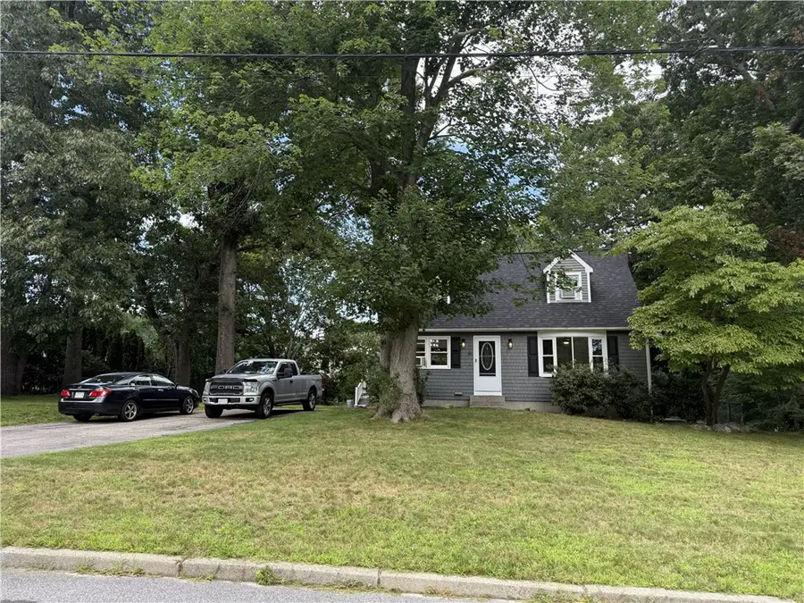 15 Baneberry Drive, Cranston, RI 02921 - #3