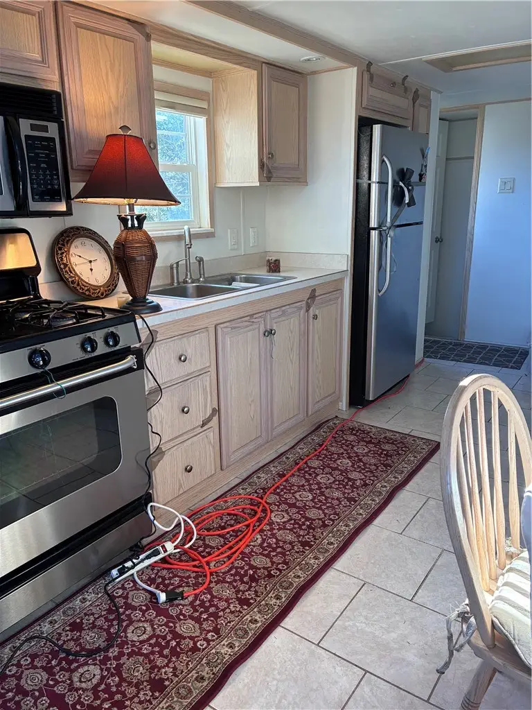 245 Manton Street, Pawtucket, RI 02861 - #3