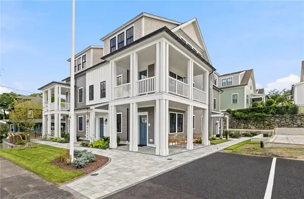 67 Queen Street #1C, East Greenwich, RI 02818