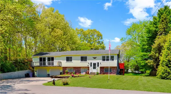 11 Wadchu Road, Westerly, RI 02891