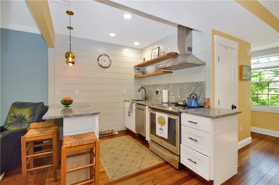 7 Bay View Avenue #B, Bristol, RI 02809 - #2