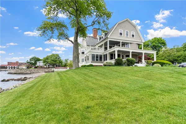 217 Hope Street #3, Bristol, RI 02809