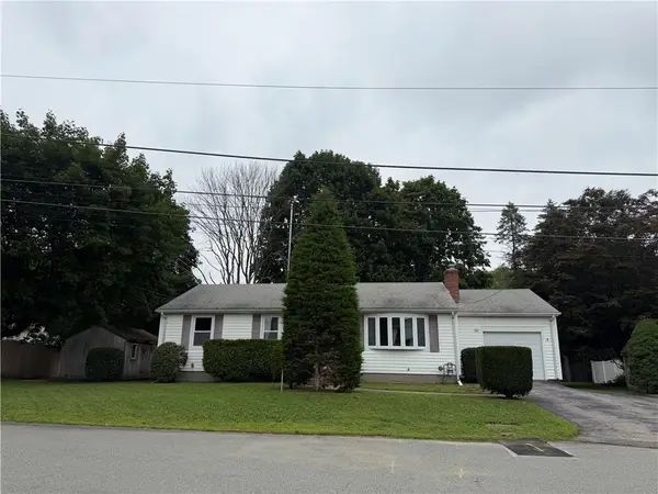 38 Ann Lane, North Kingstown, RI 02873