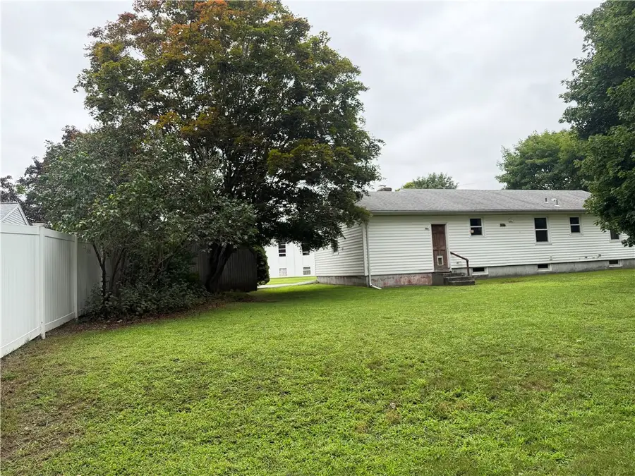 38 Ann Lane, North Kingstown, RI 02873 - #2