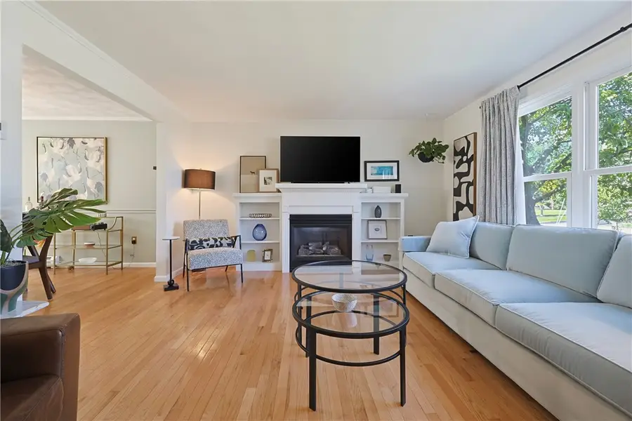 16 Heritage Court, Cranston, RI 02921 - #3