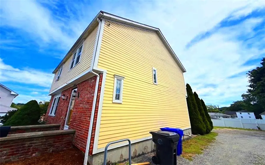 1010 Main Street, West Warwick, RI 02893 - #3