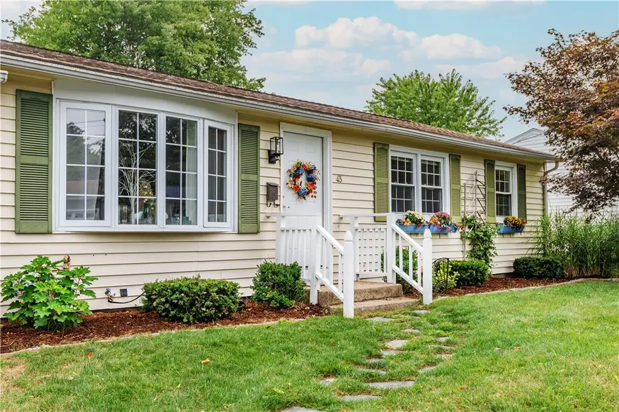 43 Topaz Drive, Warwick, RI 02818 - #2