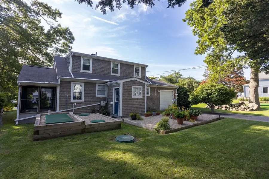 836 Main Road, Tiverton, RI 02878 - #3